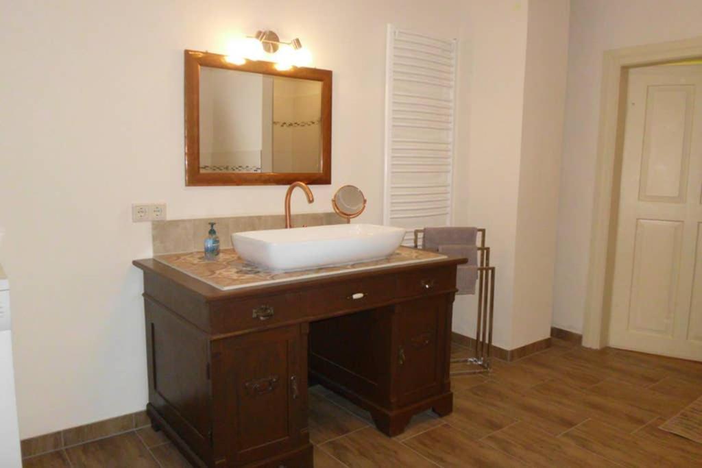 Sinnes Wandel Hof Serka Apartment *